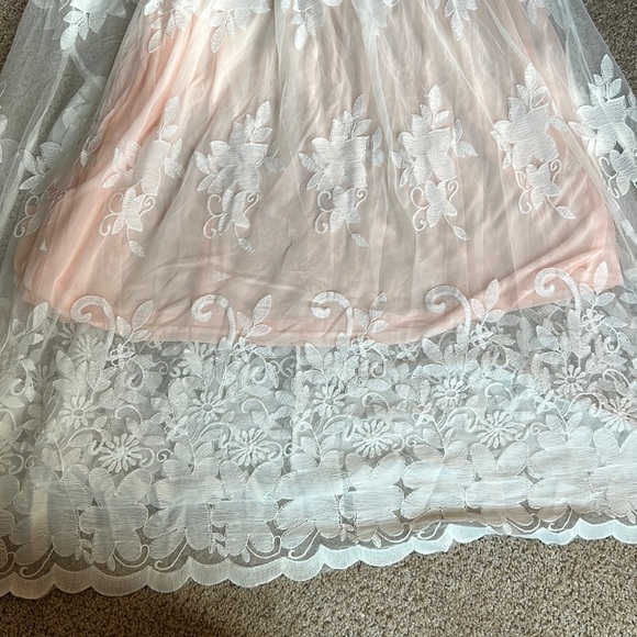 Pink Elegant Floral Lace High Waist Maxi Dress - Picture 10 of 11